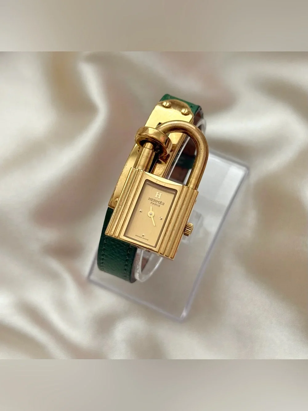 AUTHENTIC VINTAGE HERMES KELLY LOCK GREEN LEATHER WATCH - Picture 2 of 9